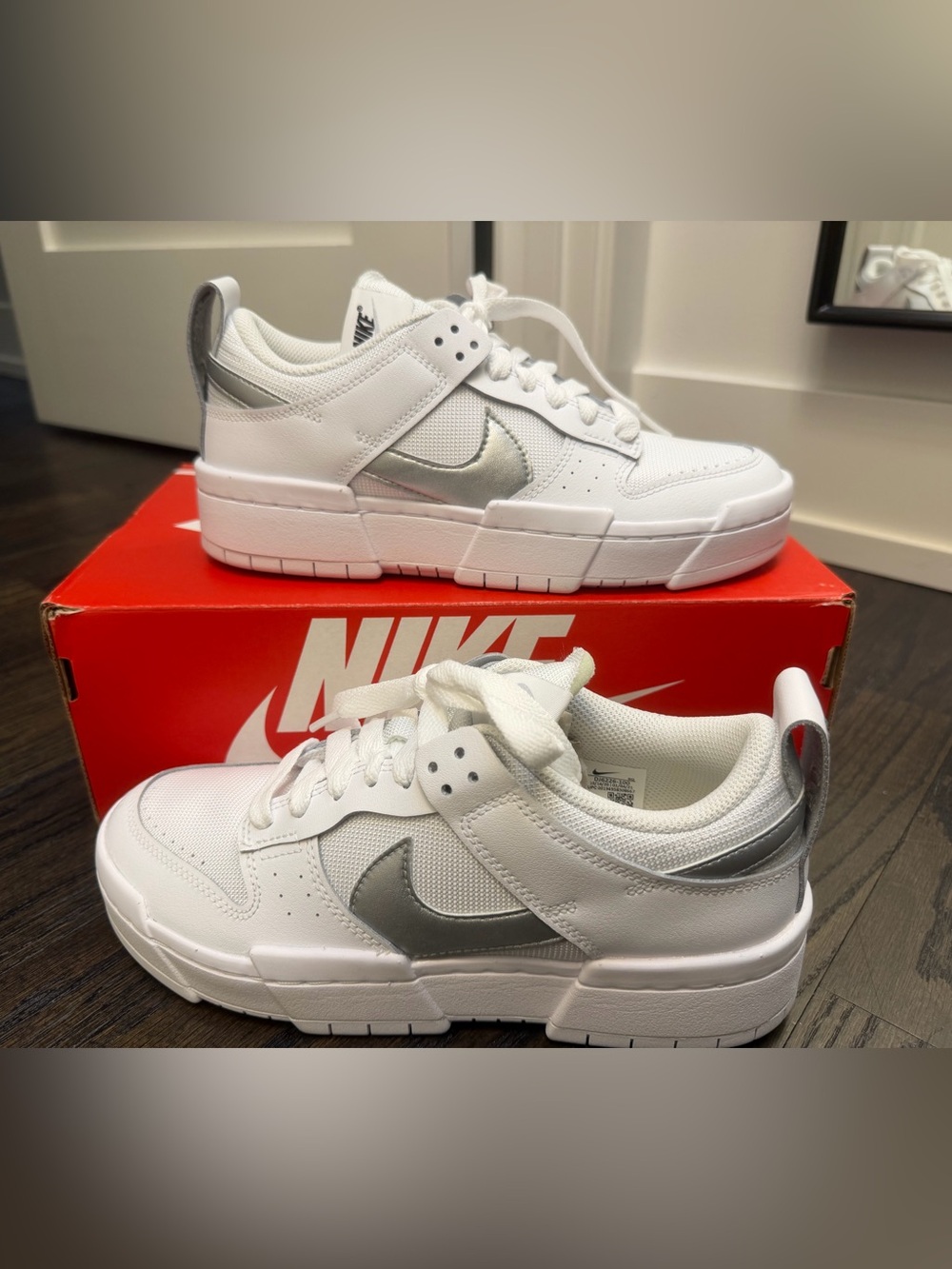 NIKE DUNK LOW DISRUPT (NIB)- WOMEN SIZE 8